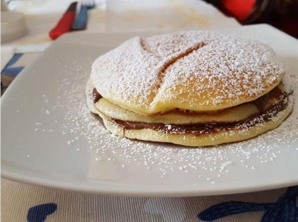 Al Chiaro Di Luna Paola Buitenkant foto