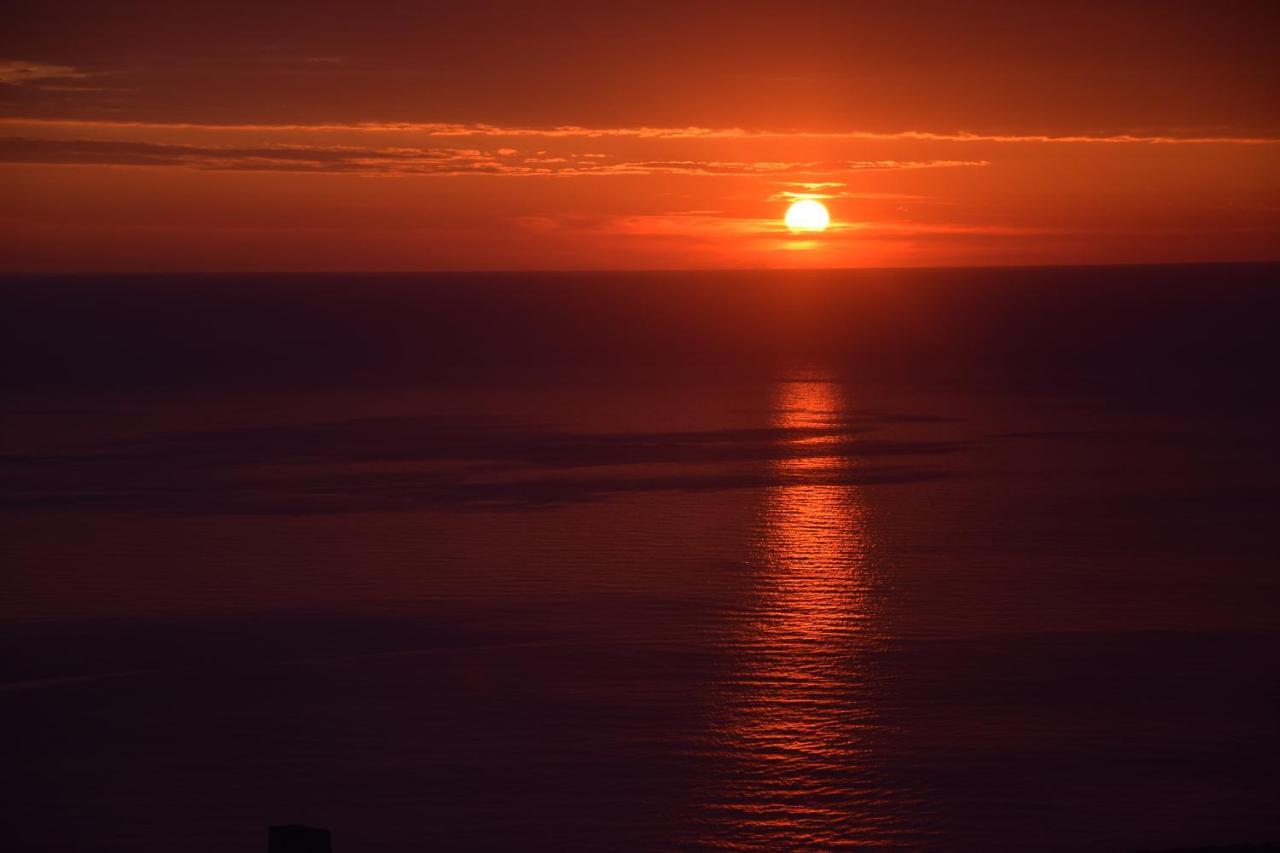 Al Chiaro Di Luna Paola Buitenkant foto